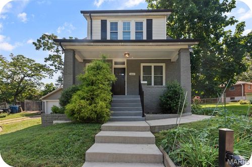 1612 Hunter Ave, Saint Louis, MO, 63117-2226 | Card Image
