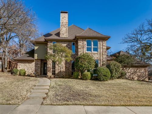 2400 Summit View Dr, Bedford, TX, 76021-4354 | Card Image