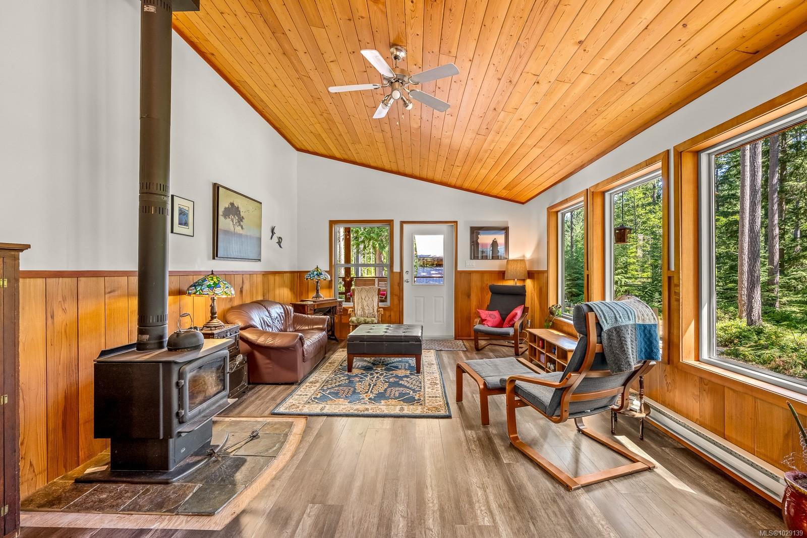 Residential in Cortes Island 3