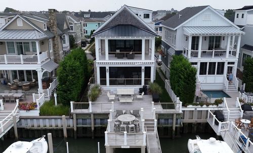 11013 Sunset Dr, Stone Harbor, NJ, 08247-1003 | Card Image