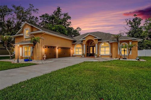 2305 Valrico Forest Dr, Valrico, FL, 33594-3712 | Card Image