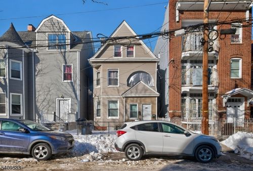 1-186 3rd St, Newark, NJ, 07107-2211 | Card Image