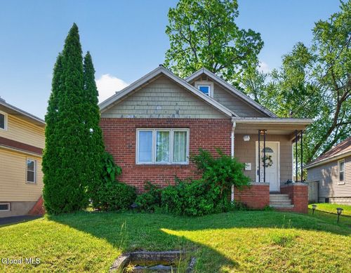 30 Fern Avenue, Colonie, NY, 12205 | Card Image