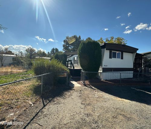 1237 Kingslane, Gardnerville, NV, 89410-6001 | Card Image