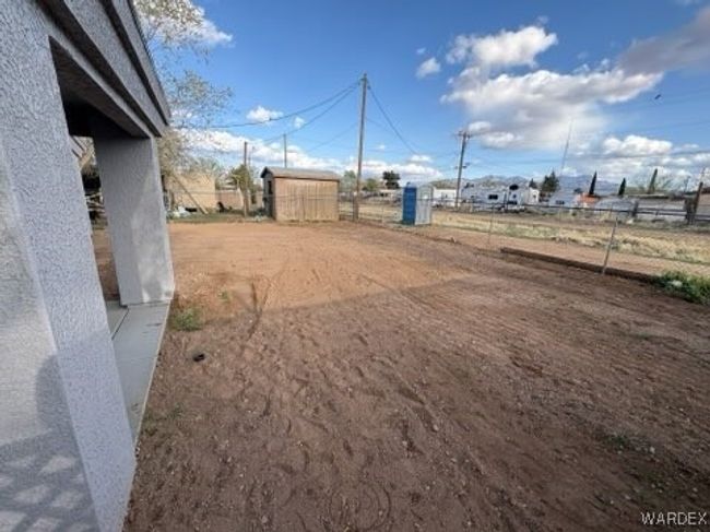 Yard | Image 9