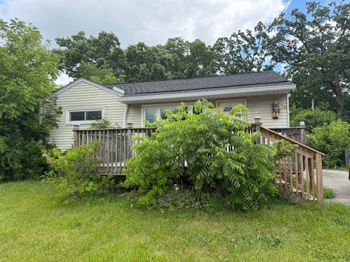 2025 Delaware Rd, Waukegan, IL, 60087-4617 | Card Image