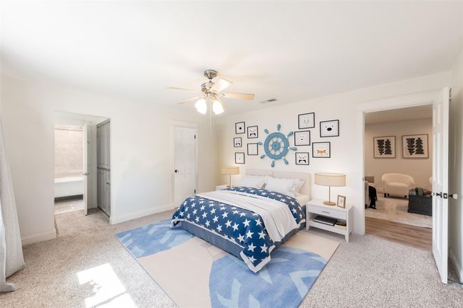 One of the 4 bedrooms upstairs! Connected to the Jack and Jill bathroom | Image 31