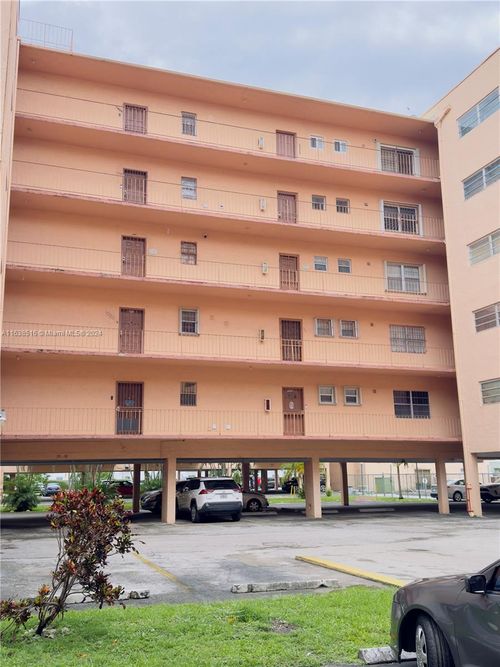 apt-1219-440 E 23rd St, Hialeah, FL, 33013-3940 | Card Image