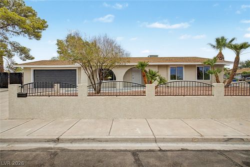 1402 Esther Dr, Boulder City, NV, 89005-3329 | Card Image