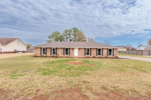 220 Alma St, Tuscumbia, AL, 35674-5994 | Card Image