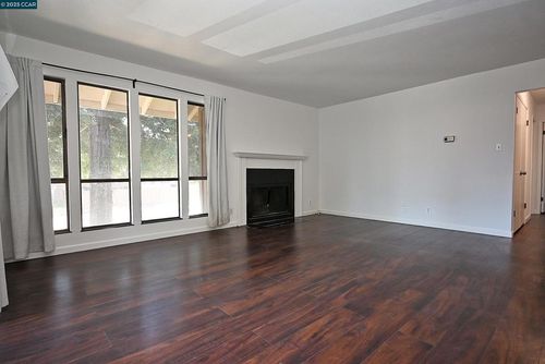 apt-26-2410 Sunny Ln, Antioch, CA, 94509-3146 | Card Image