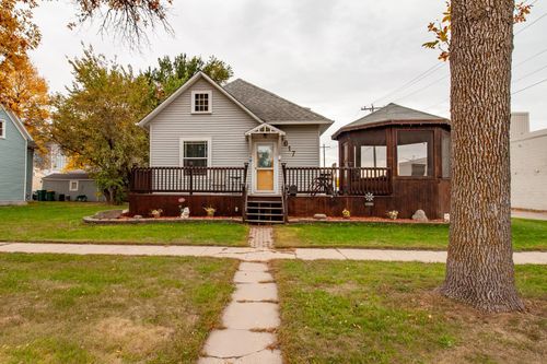 617 Nebraska Ave, Breckenridge, MN, 56520-1544 | Card Image