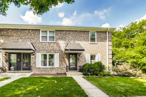 1004 W Saint James St, Arlington Heights, IL, 60005-1237 | Card Image