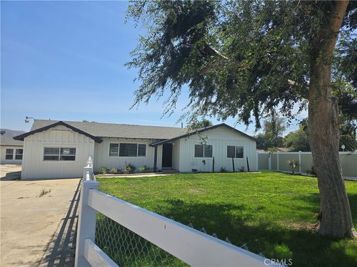 876 River Dr, Norco, CA, 92860 | Card Image