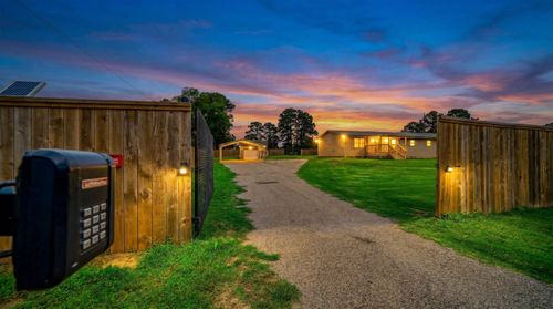 1538 Cr 185 D, Kilgore, TX, 75662 | Card Image