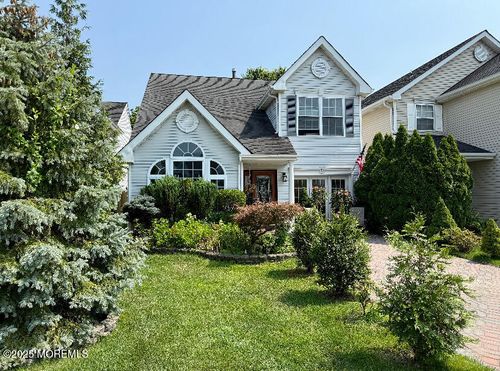 18 Tall Oaks Ct, Old Bridge, NJ, 08857-3526 | Card Image