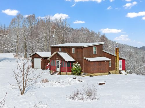 1115 Elk Wallow, Bakersville, NC, 28705-0907 | Card Image