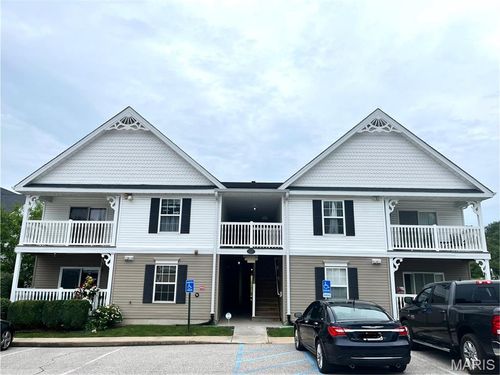 25e-147 Brandy Mill Cir, High Ridge, MO, 63049-2582 | Card Image