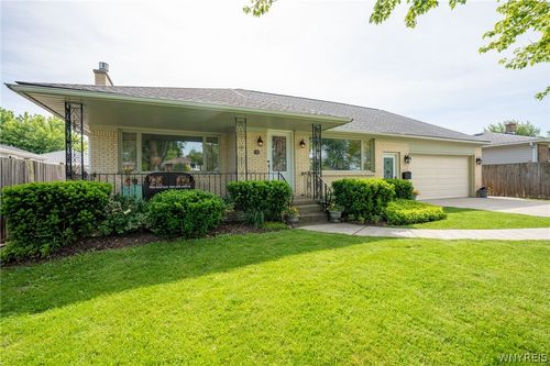 135 Alberta Drive, Amherst, NY, 14226 | Card Image