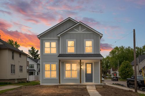 2-289 W Ann Arbor Trl, Plymouth, MI, 48170-1639 | Card Image