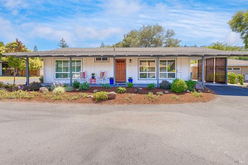 1 Oakgreen Street, Santa Rosa, CA, 95409 | Card Image