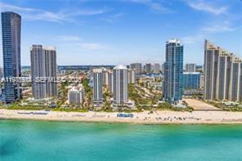 2305-17375 Collins Ave, Sunny Isles Beach, FL, 33160-3410 | Card Image