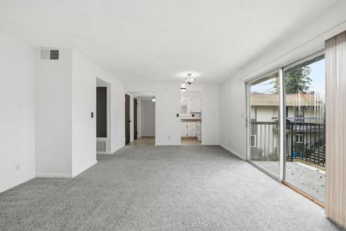 apt-206-2950 Marconi Ave, Sacramento, CA, 95821-5045 | Card Image