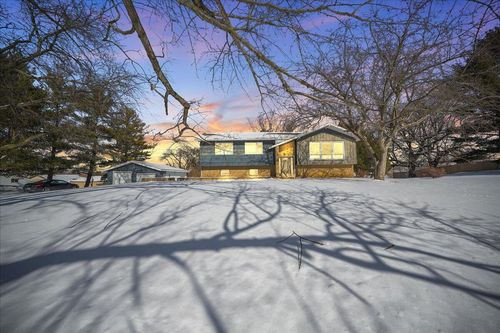 805 W Wilson St, Hebron, IN, 46341-9738 | Card Image