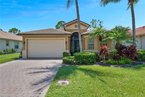 9239 Spanish Moss Way, BONITA SPRINGS, FL, 34135-2901 | Card Image