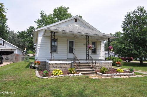 5874 Hill Ave, Toledo, OH, 43615-5140 | Card Image