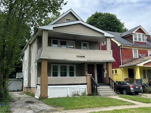 3568 E 114th St, Cleveland, OH, 44105-1832 | Card Image