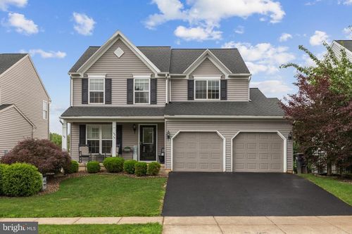 140 Exeter Ln, BELLEFONTE, PA, 16823-8113 | Card Image