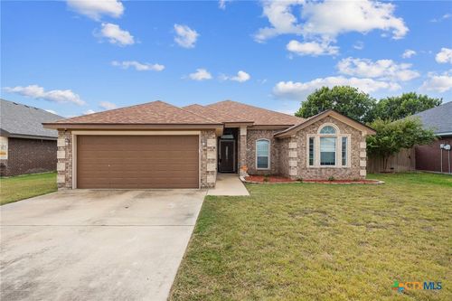 3600 Armstrong County Ct, Killeen, TX, 76549-3946 | Card Image
