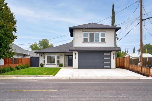 622 N Stockton Ave, Ripon, CA, 95366-2043 | Card Image