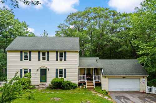 48 E Pasture Rd, Berwick, ME, 03901-2535 | Card Image