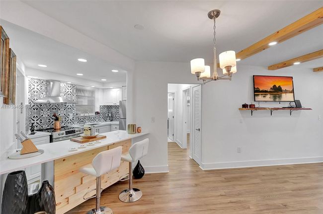APT-142 - 18740 Ne 18 Th Ave, Condo with 1 bedrooms, 1 bathrooms and null parking in Miami FL | Image 11
