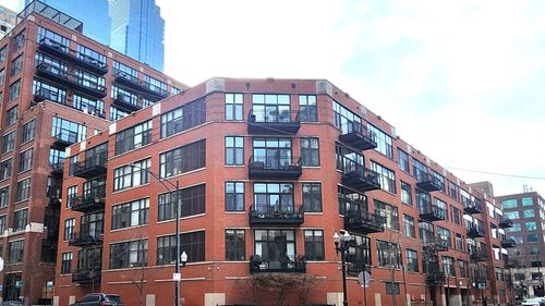 apt-607-333 Hubbard St, CHICAGO, IL, 60654-4971 | Card Image