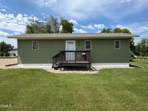 605 3rd St, Marion, ND, 58466-4005 | Card Image