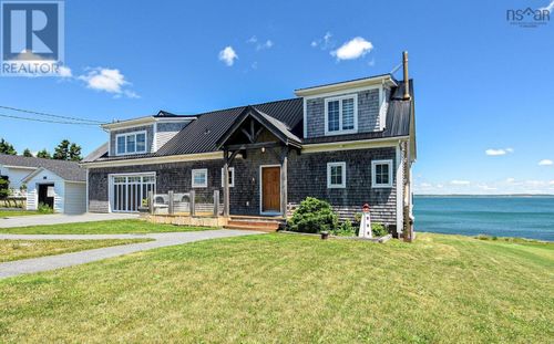 4 Lintaman Lane, Cow Bay, NS, B3G1L3 | Card Image