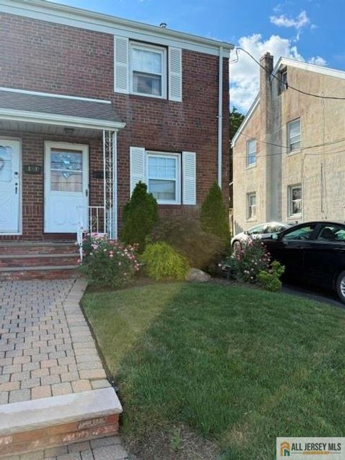 a-609 Arnett St, Elizabeth, NJ, 07202-2902 | Card Image