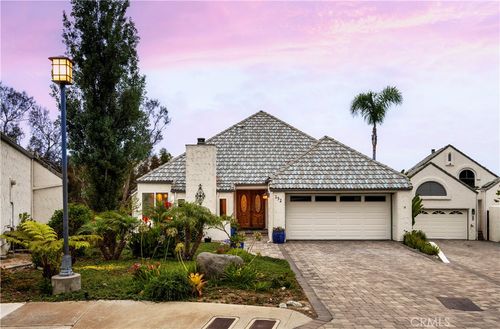 18-152 Avenida Mateo, San Clemente, CA, 92672 | Card Image
