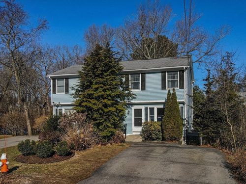 37-37 Cross St, Franklin, MA, 02038-1415 | Card Image