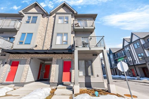 415-2635 William Jackson Dr, Pickering, ON, L1X0L4 | Card Image
