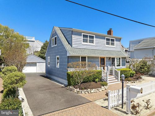 21 E Tennessee Ave, LONG BEACH TOWNSHIP, NJ, 08008-3064 | Card Image