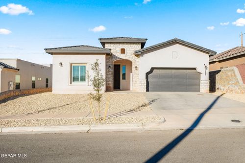 869 Eastwell Dr, Horizon City, TX, 79928-7544 | Card Image