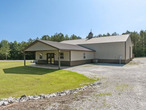 545 W 4th St, Parsons, TN, 38363-4042 | Card Image