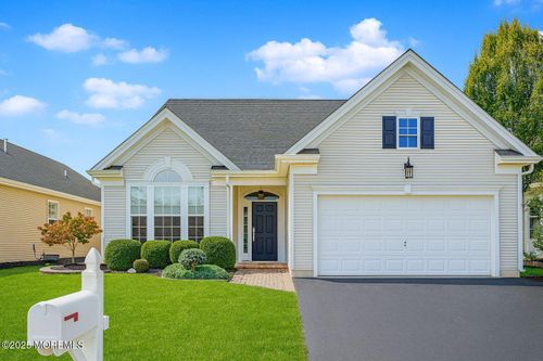 165 Huntington Dr, Jackson, NJ, 08527-4795 | Card Image