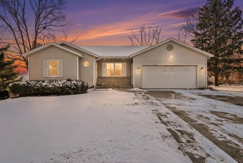 26 Geronimo Cir, MADISON, WI, 53713-4759 | Card Image
