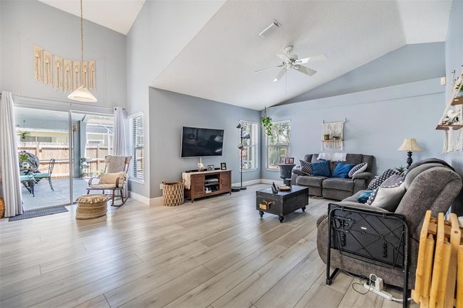 18013 Palm Breeze Dr, House other with 3 bedrooms, 2 bathrooms and null parking in TAMPA FL | Image 24