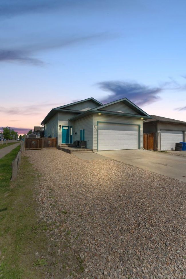 100 Swanson Crescent, House other with 4 bedrooms, 3 bathrooms and 5 parking in Fort Mcmurray AB | Image 38